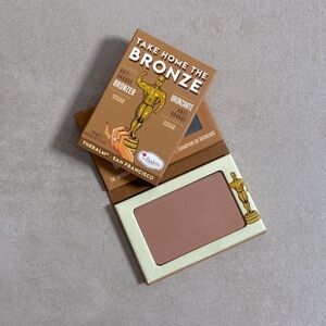 theBalm Take Home the Bronze Anti-Orange Bronzer Oskar New